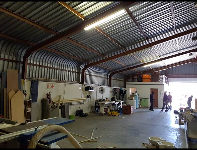 470M² WAREHOUSE TO LET IN KILLARNEY GARDENS